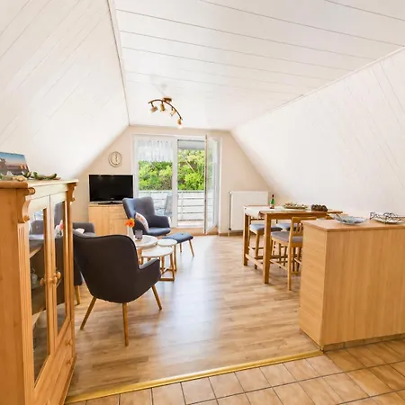 Apartamento Ferienwohnung-flut-gemuetlicher-rueckzugsort-in-ruhiger-seidlungslage Neuharlingersiel